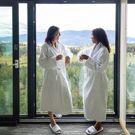Sparkling Hill Resort And Spa - Adults-Only Resort فيرنون المظهر الخارجي الصورة