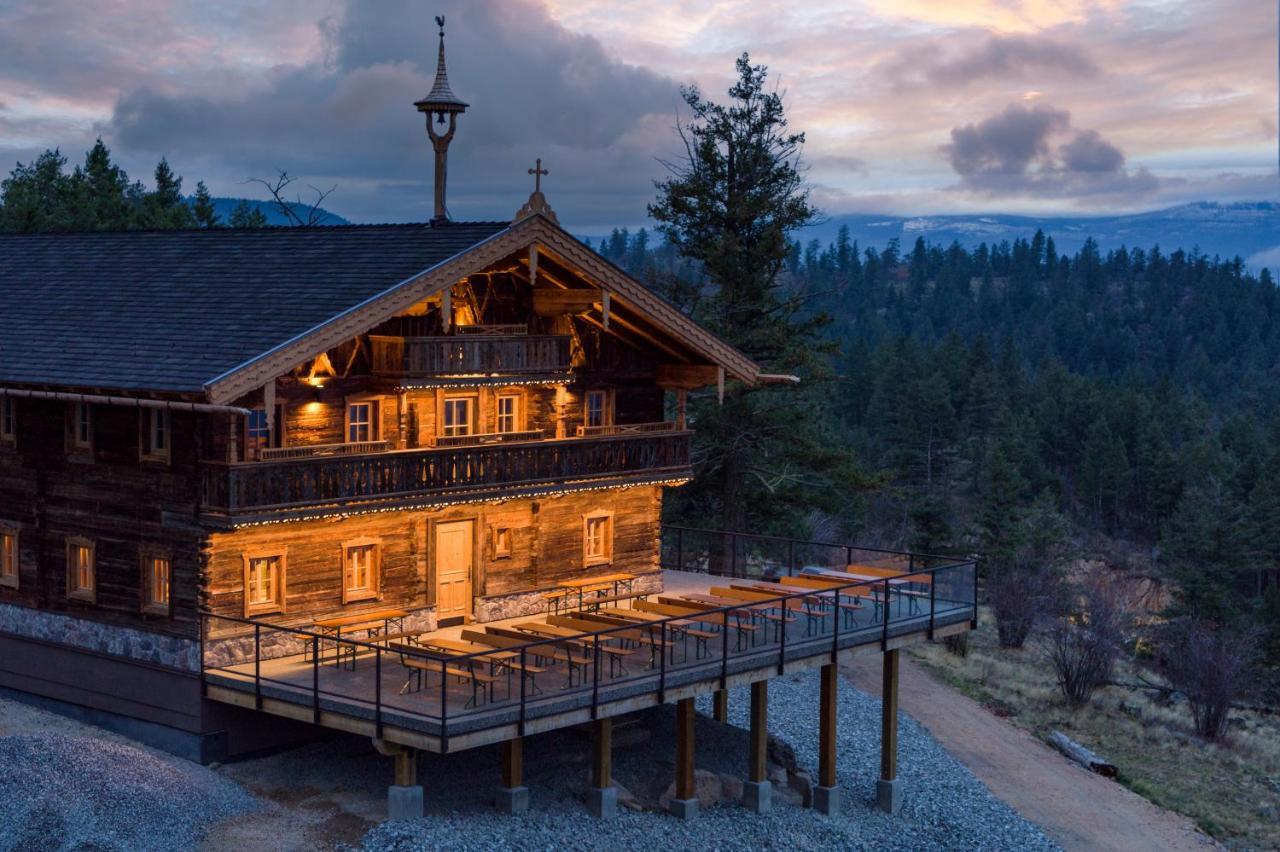 Sparkling Hill Resort And Spa - Adults-Only Resort فيرنون المظهر الخارجي الصورة