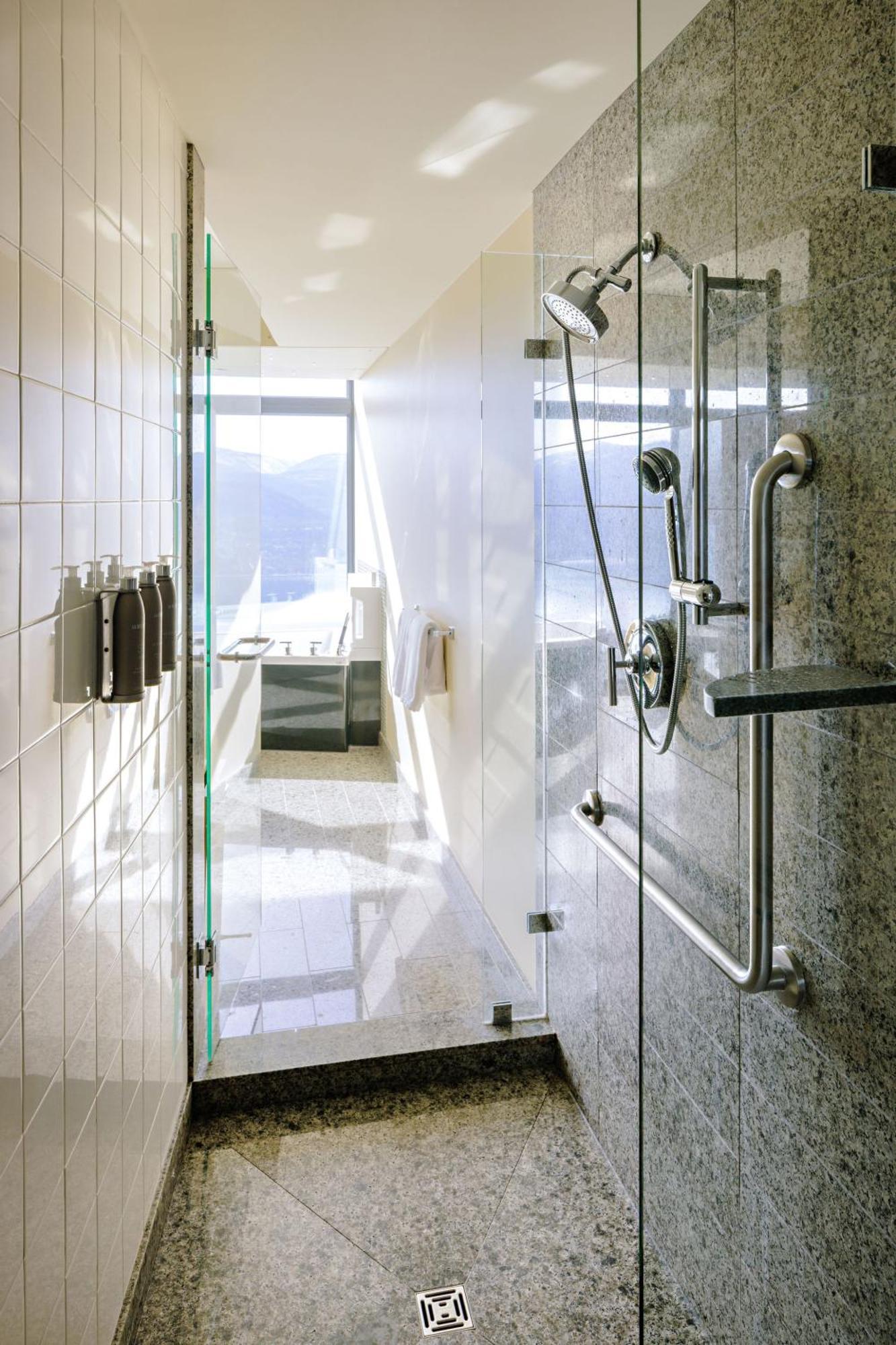 Sparkling Hill Resort And Spa - Adults-Only Resort فيرنون المظهر الخارجي الصورة