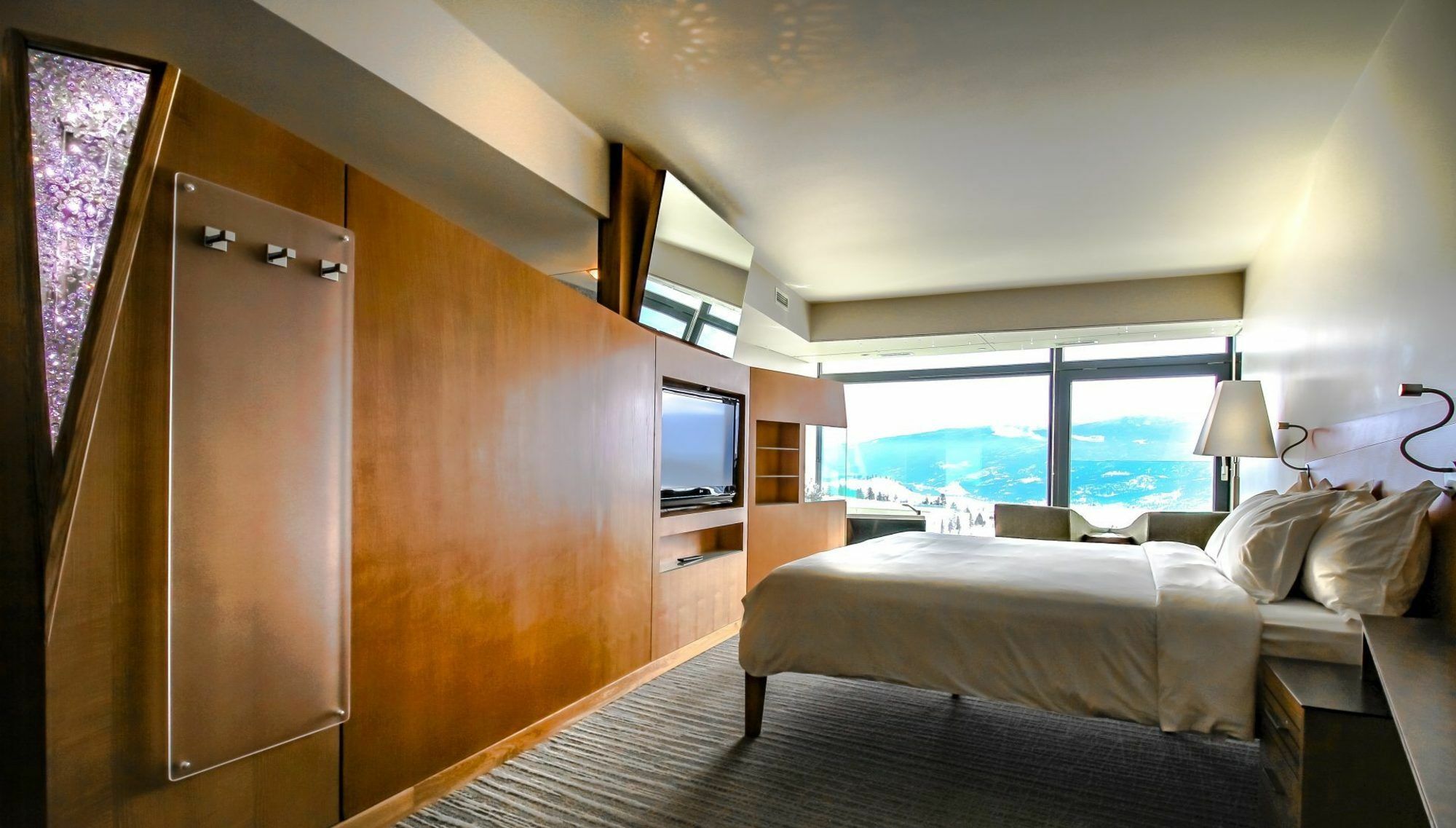 Sparkling Hill Resort And Spa - Adults-Only Resort فيرنون المظهر الخارجي الصورة